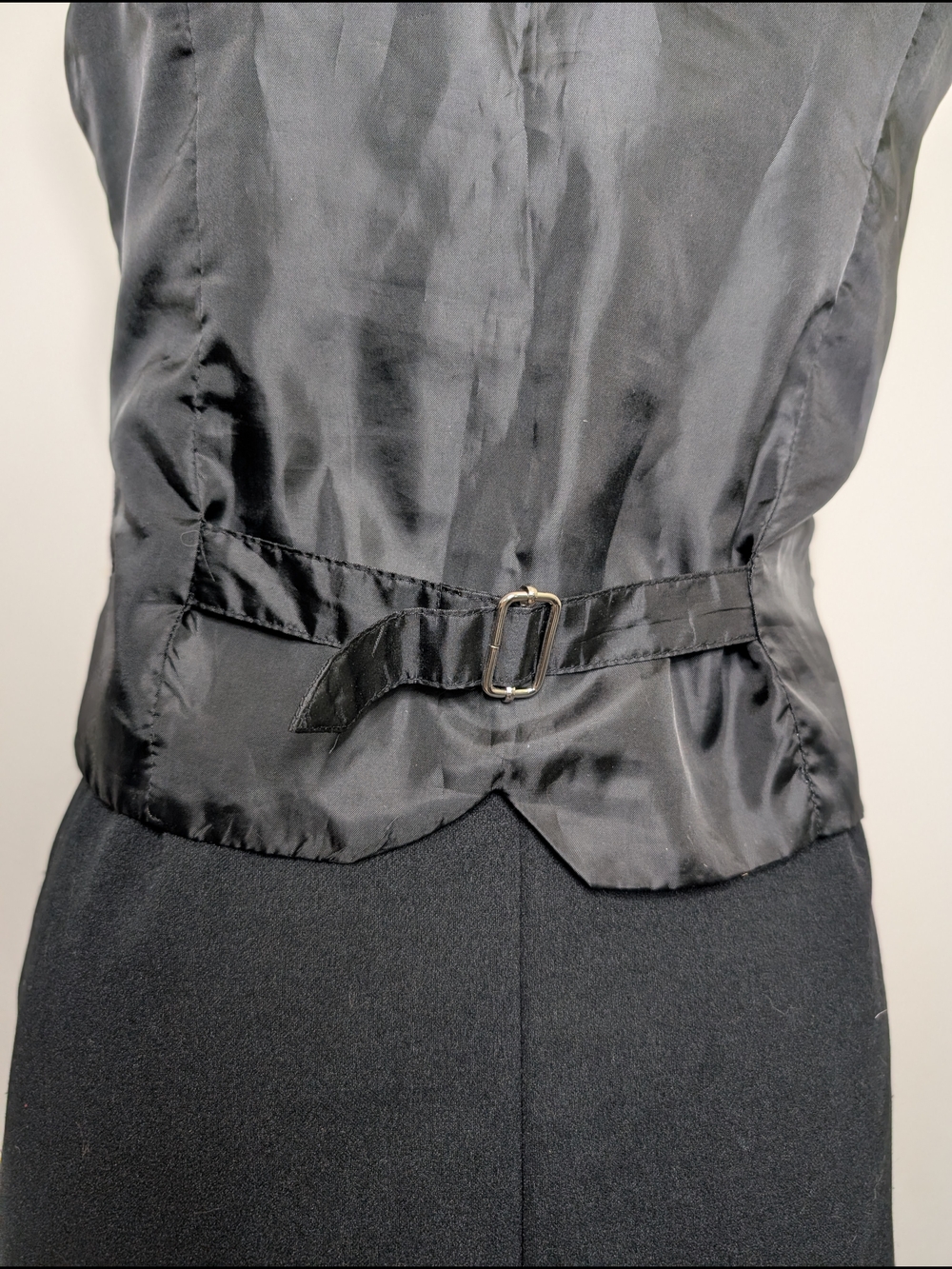 Office Siren Gray Plaid Button Front Vest - Picture 6 of 8